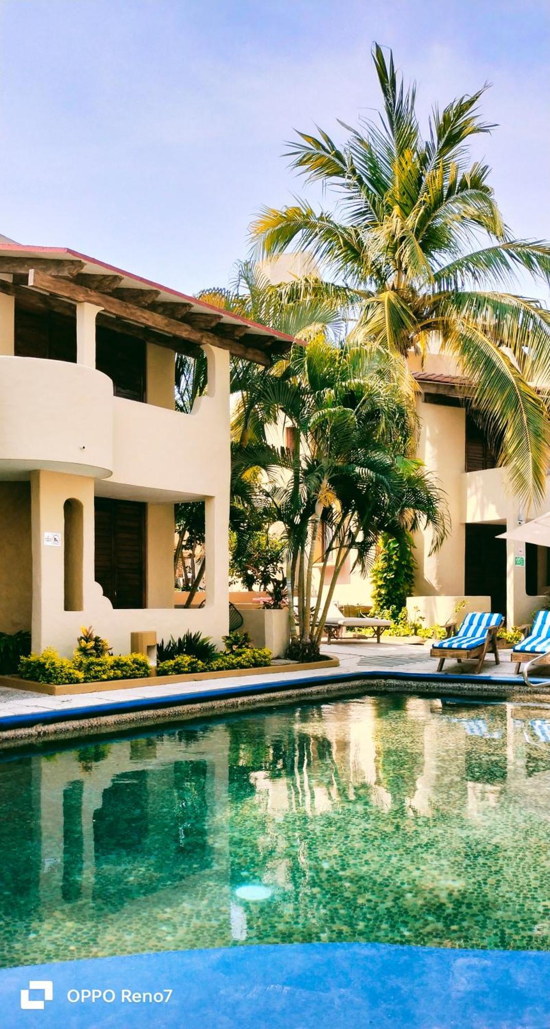 Villas Miramar Сиуатанехо Экстерьер фото